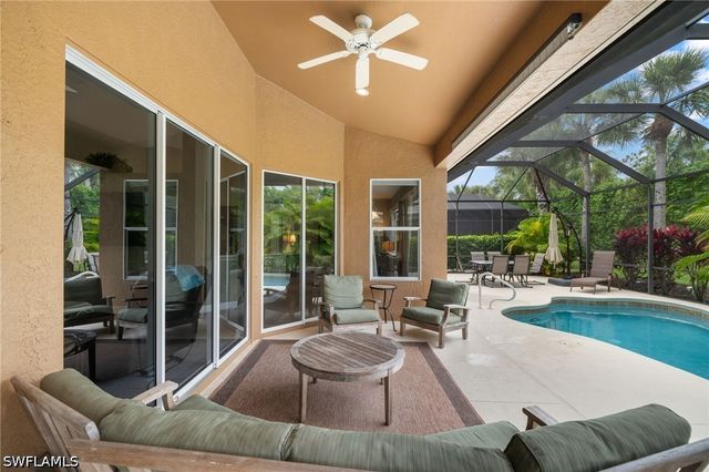 8888 Mustang Island CIR, Naples, FL 34113