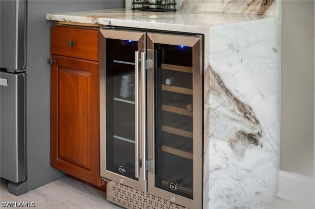 8888 Mustang Island CIR, Naples, FL 34113