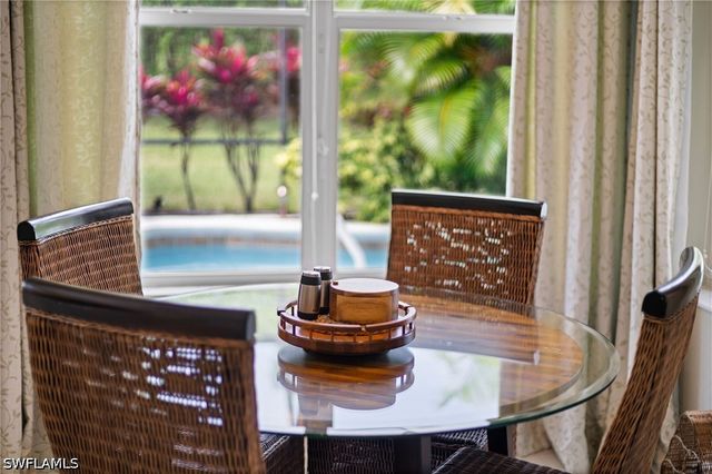 8888 Mustang Island CIR, Naples, FL 34113