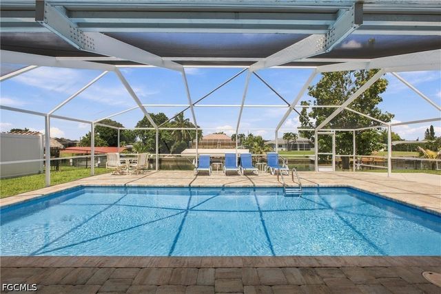 1113 SE 17th ST, Cape Coral, FL 33990