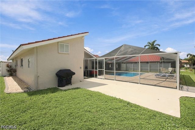 1113 SE 17th ST, Cape Coral, FL 33990