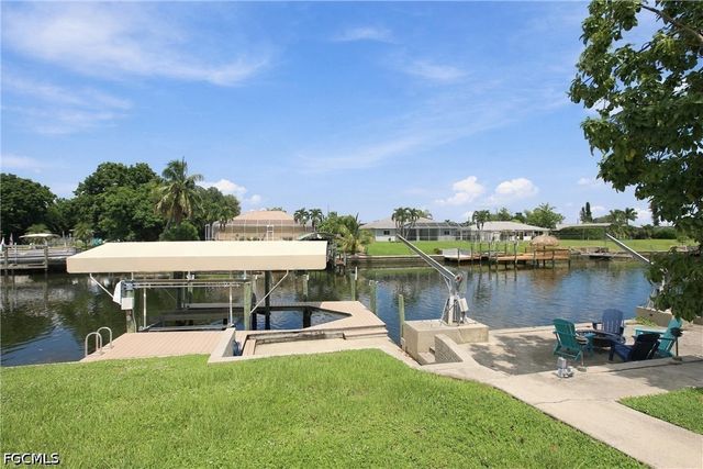 1113 SE 17th ST, Cape Coral, FL 33990