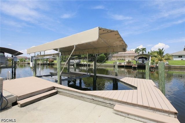1113 SE 17th ST, Cape Coral, FL 33990