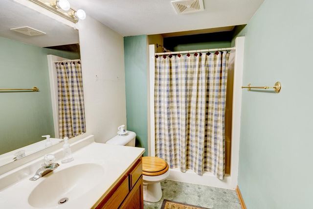 403 Hanson Road, Stoughton, WI 53589