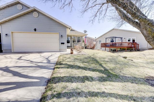 403 Hanson Road, Stoughton, WI 53589