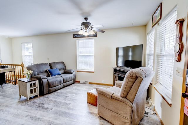 403 Hanson Road, Stoughton, WI 53589