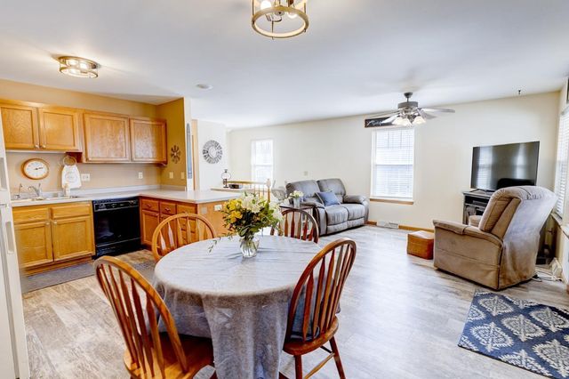 403 Hanson Road, Stoughton, WI 53589