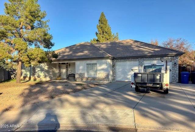 1738 E ENROSE Street, Mesa, AZ 85203
