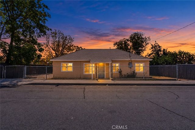 26581 14th Street, Highland, CA 92346