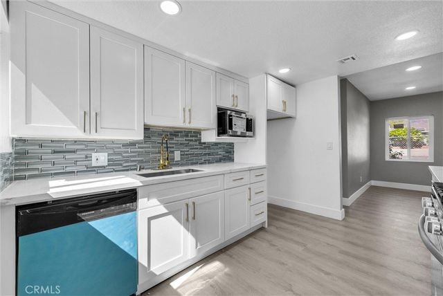 26581 14th Street, Highland, CA 92346