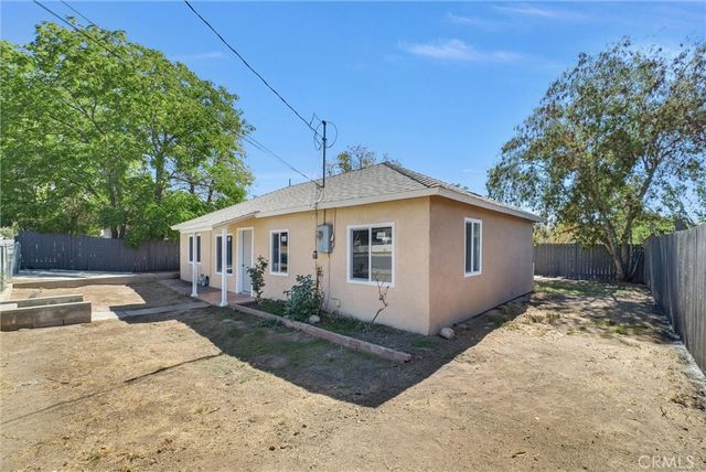 26581 14th Street, Highland, CA 92346