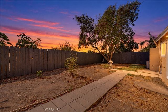 26581 14th Street, Highland, CA 92346
