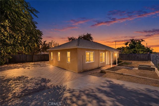 26581 14th Street, Highland, CA 92346