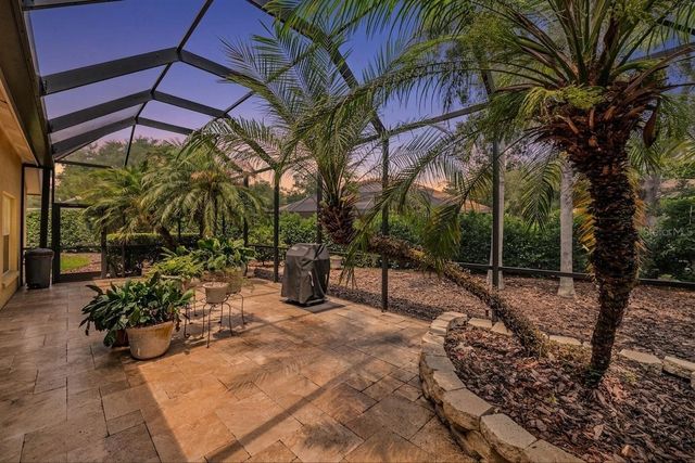 9459 HUNTERS POND DRIVE, Tampa, FL 33647