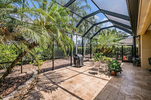 9459 HUNTERS POND DRIVE, Tampa, FL 33647