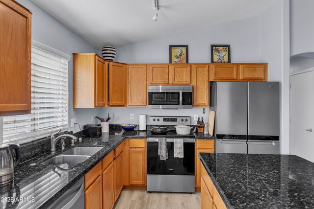 4402 E Glenhaven Drive, Phoenix, AZ 85048