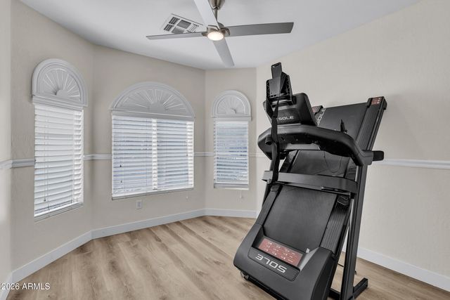 4402 E Glenhaven Drive, Phoenix, AZ 85048