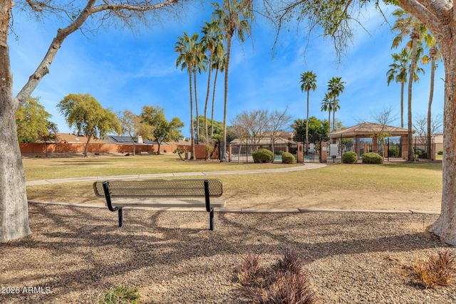 4402 E Glenhaven Drive, Phoenix, AZ 85048