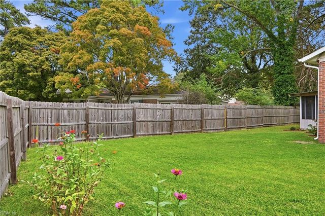 3624 Virginius DR, Virginia Beach, VA 23452