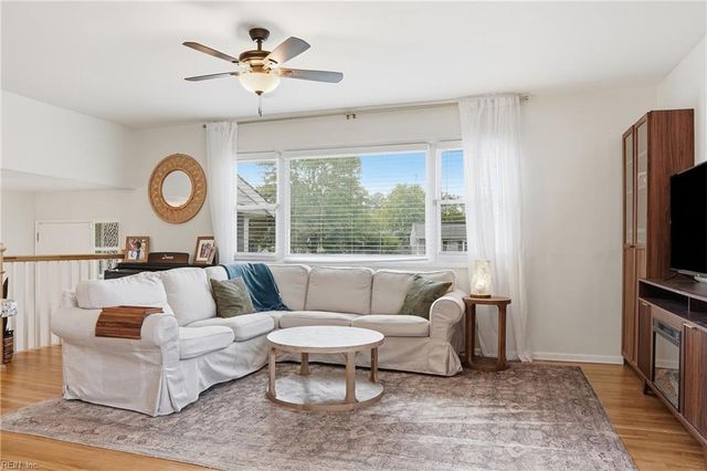 3624 Virginius DR, Virginia Beach, VA 23452