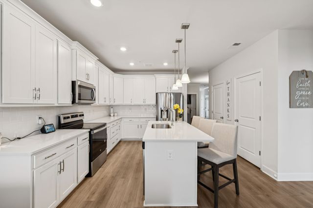 1011 Vida Way Apt 105, Nolensville, TN 37135