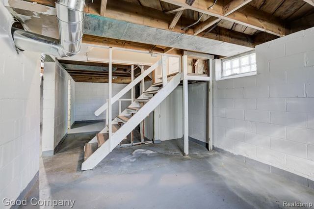 18494 Ashton Avenue, Detroit, MI 48219