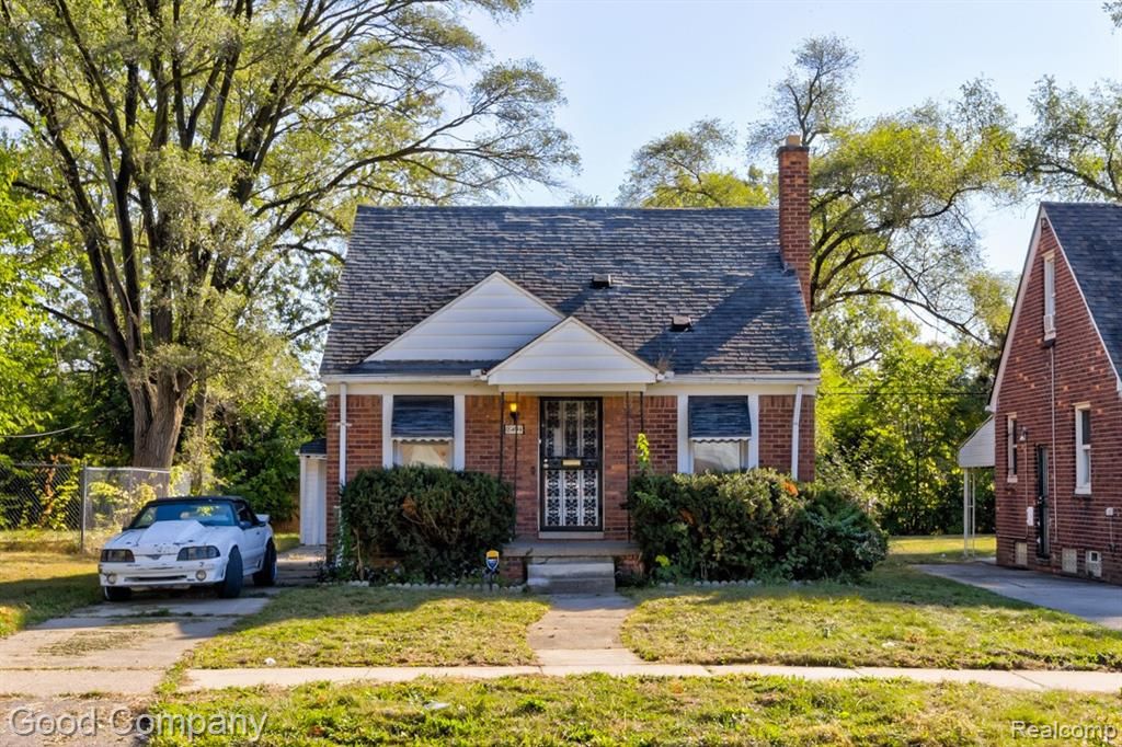 18494 Ashton Avenue, Detroit, MI 48219