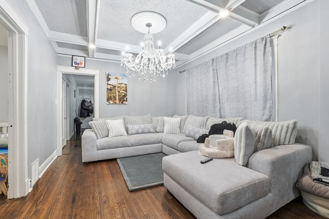 1221 S Austin Boulevard, Cicero, IL 60804