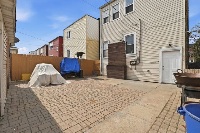 1221 S Austin Boulevard, Cicero, IL 60804