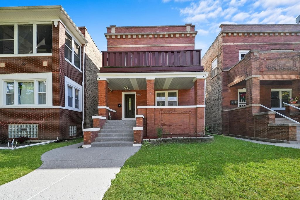 1221 S Austin Boulevard, Cicero, IL 60804