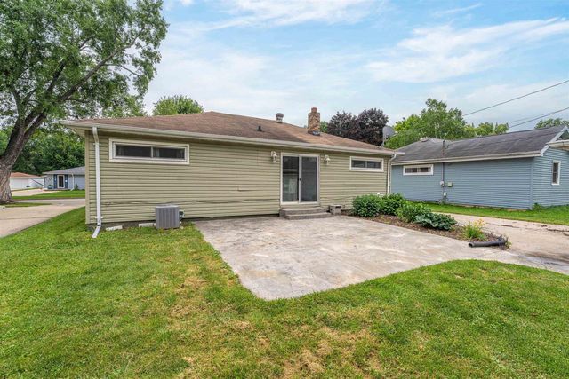 1507 S WALDEN AVENUE, Appleton, WI 54915