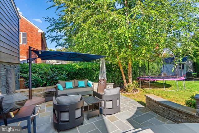 707 FOREST GLEN RD, Silver Spring, MD 20901