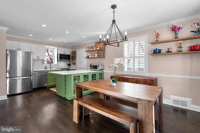 707 FOREST GLEN RD, Silver Spring, MD 20901