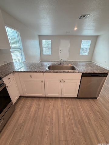 20403 Andalusite Way, San Antonio, TX 78264