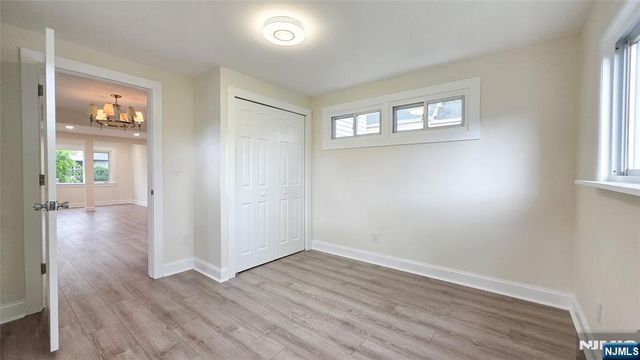 564 Maple Avenue, Teaneck, NJ 07666