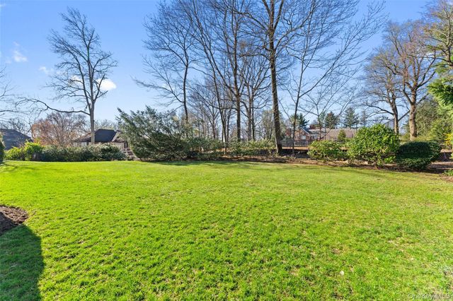 1 Rectory Lane S, Scarsdale, NY 10583