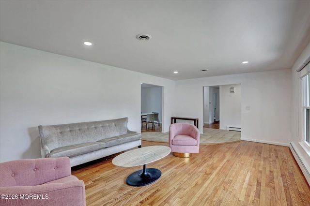 125 Beechwood Avenue, West Long Branch, NJ 07764