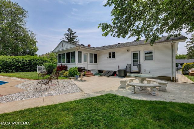 125 Beechwood Avenue, West Long Branch, NJ 07764