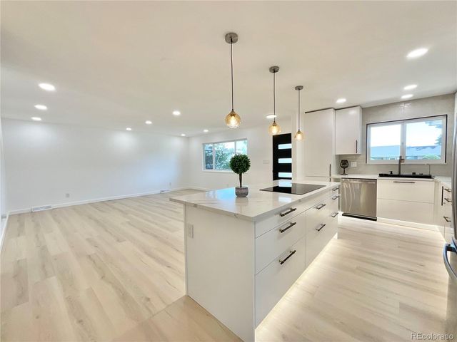 1455 S Hoyt Street, Lakewood, CO 80232