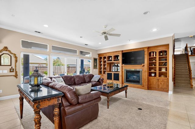 1116 Bridgetowne Dr, Lodi, CA 95242