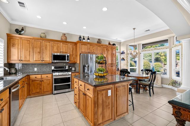 1116 Bridgetowne Dr, Lodi, CA 95242
