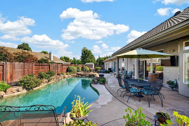 1116 Bridgetowne Dr, Lodi, CA 95242