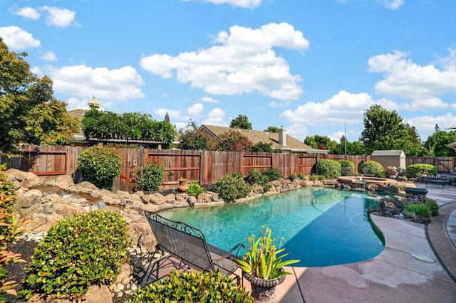 1116 Bridgetowne Dr, Lodi, CA 95242