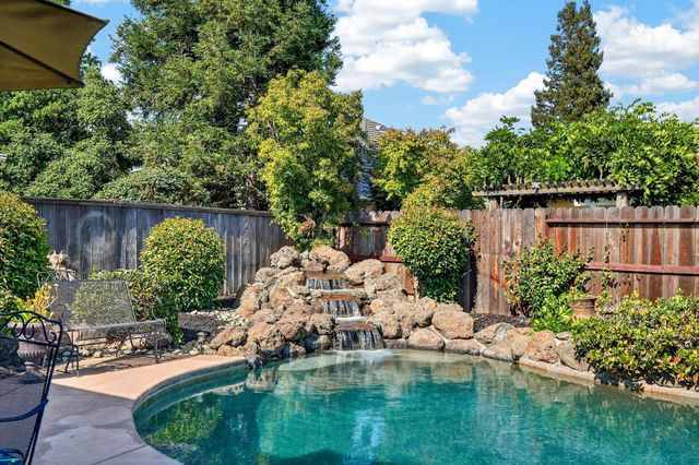 1116 Bridgetowne Dr, Lodi, CA 95242