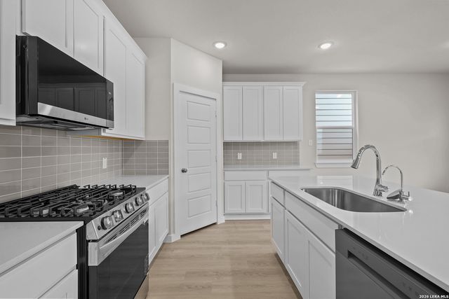 6526 Bufflehead Bend, Leon Valley, TX 78240