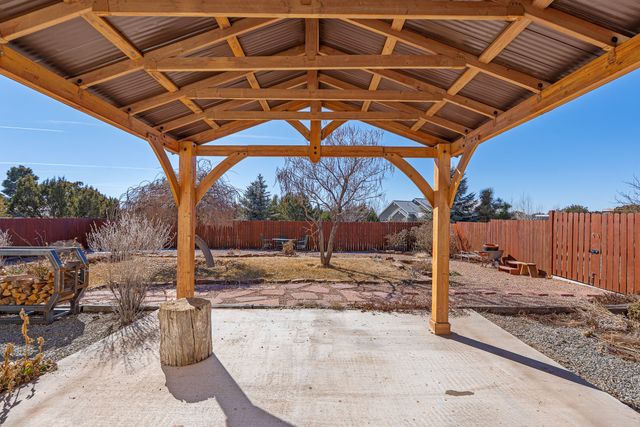 18 AVENIDA ANGELES, Santa Fe, NM 87505