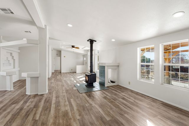 18 AVENIDA ANGELES, Santa Fe, NM 87505