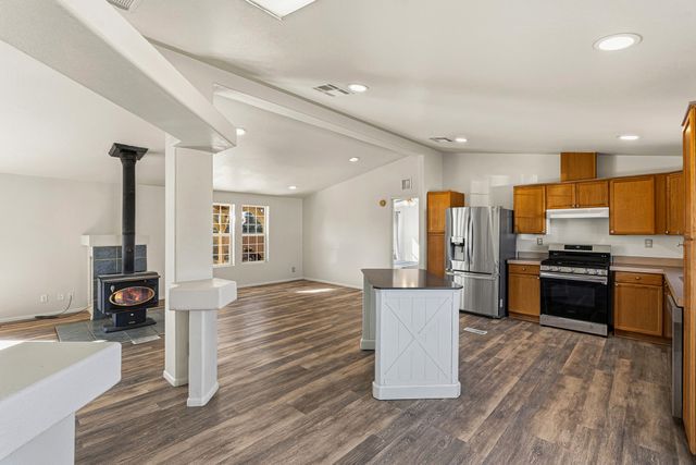 18 AVENIDA ANGELES, Santa Fe, NM 87505