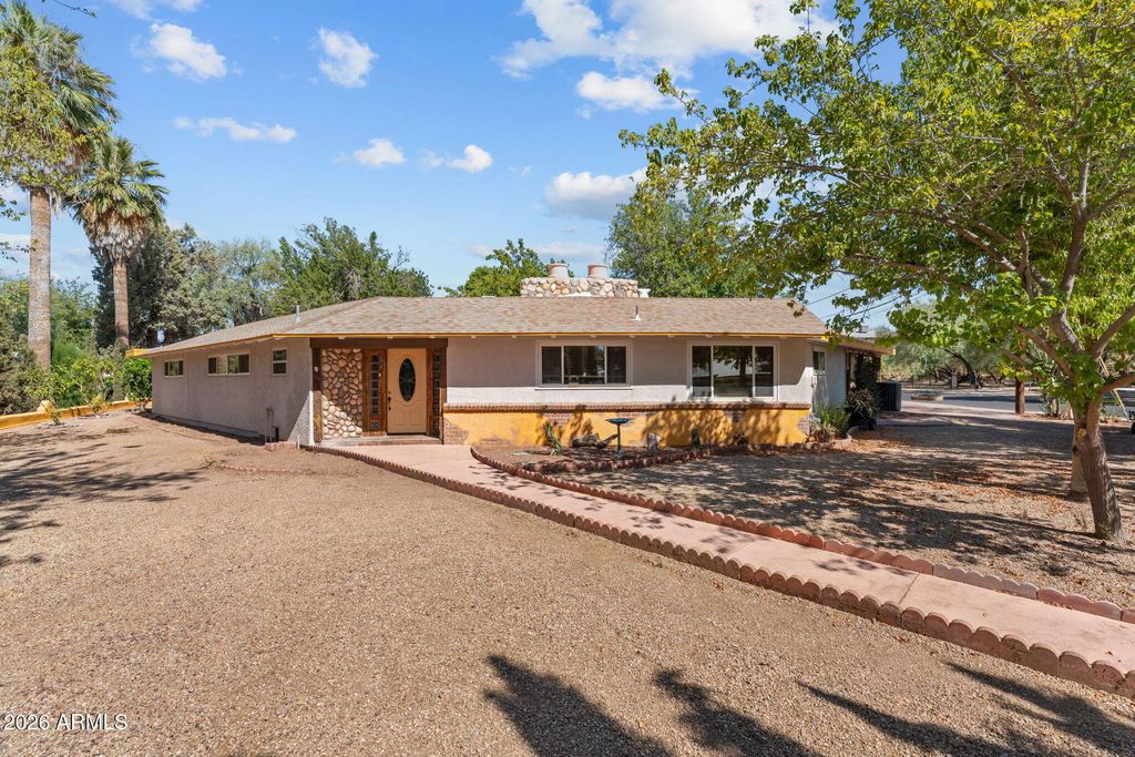 294 S JEFFERSON Street, Wickenburg, AZ 85390 — photo 3