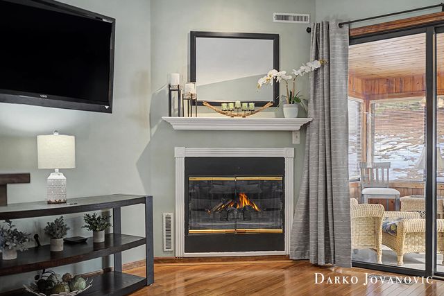 4492 North Valley Drive Ne, Plainfield Twp, MI 49525